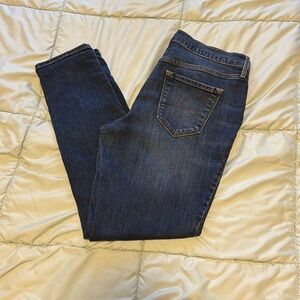 Curvy Mid-Rise jeans size 10